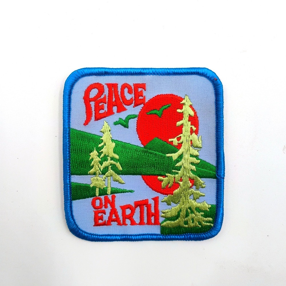 Vintage Peace On Earth Embroidered Patch Sun Trees Nature Outdoor Sew Iron On